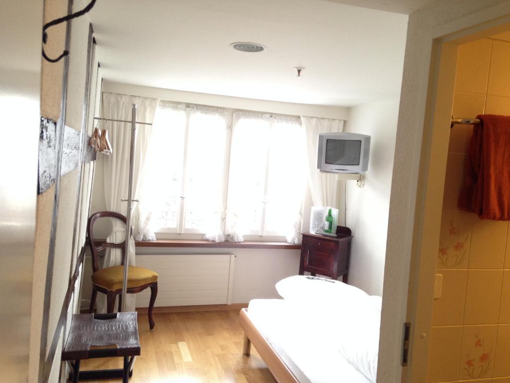 Hotel Rebe Herrliberg Zimmer foto